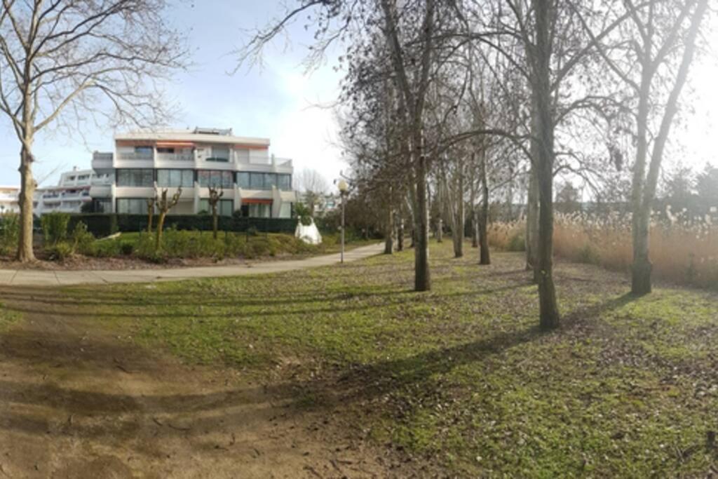 T2 Qaurtier Couchant, Vue Parc, Au Calme, A 5 Min De La Plage Ла-Гранд-Мот Экстерьер фото